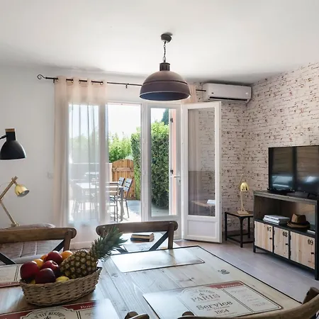 Apartment Les Jardins De La Mer Grimaud